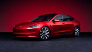 nuova tesla model 3 2023